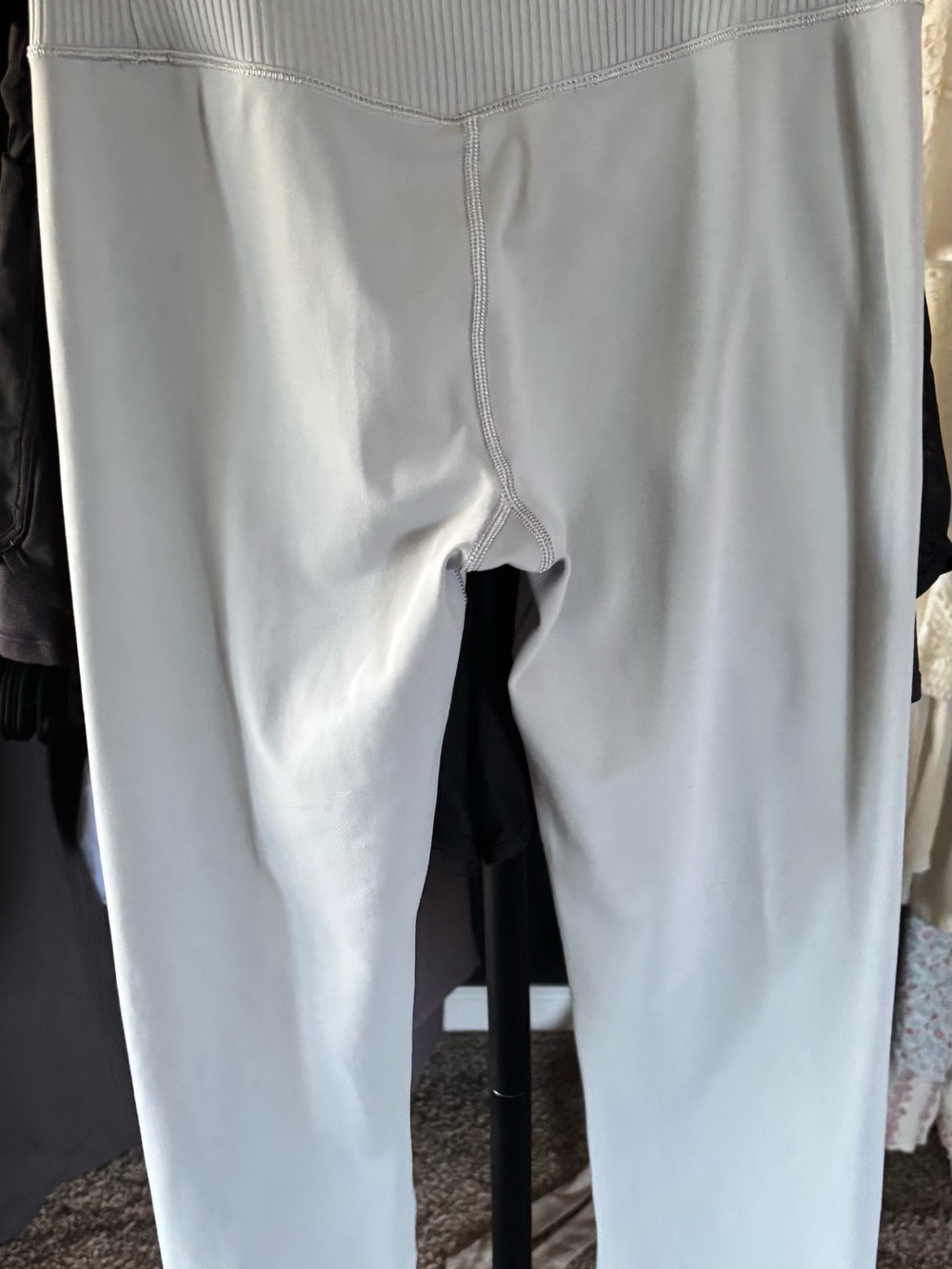 Vuori Ribbed High-Waist Leggings - Light Gray